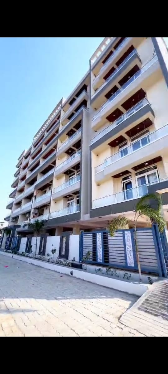 मैन करनी पैलेस रोड, 3BHK Flat
