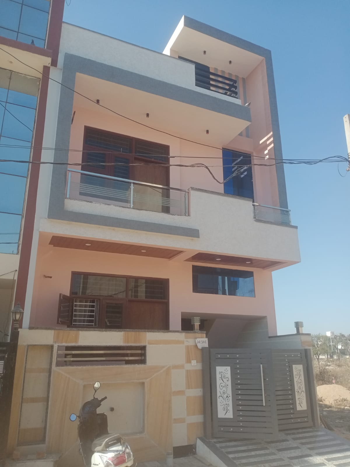 Villa 4BHK - Govind pura