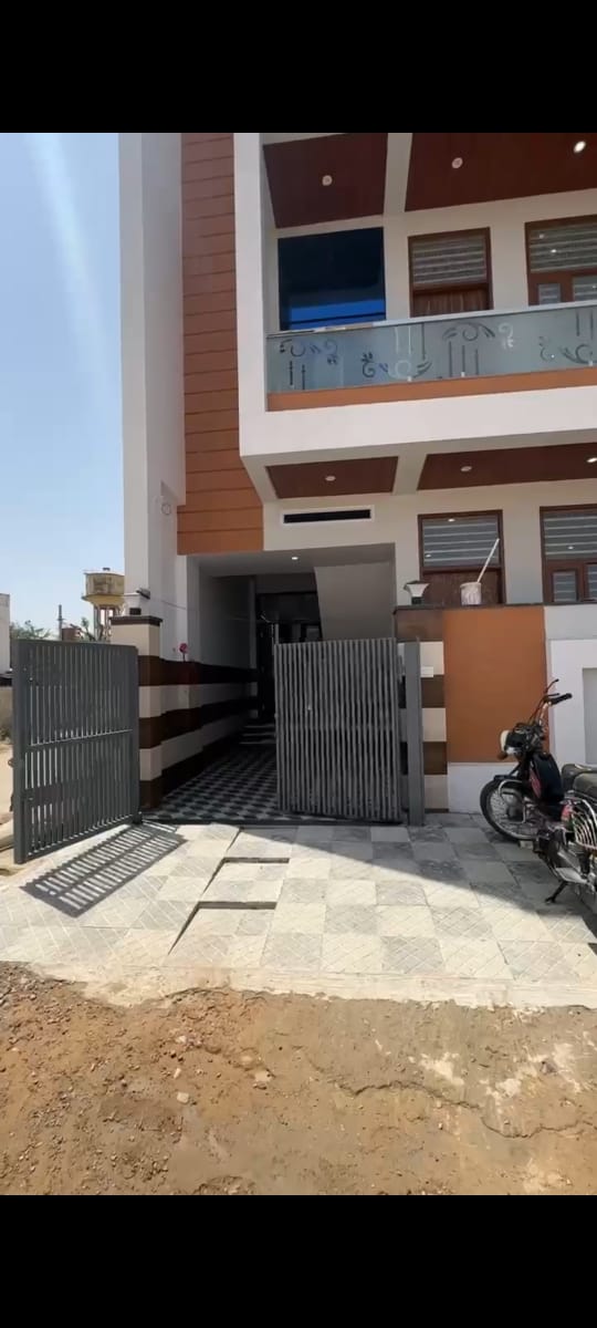 107 sqyd Villa - sirsi