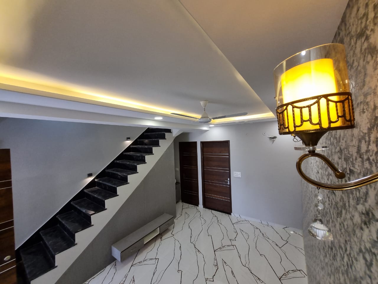 3BHK vILLA- Near mansrovar metro station