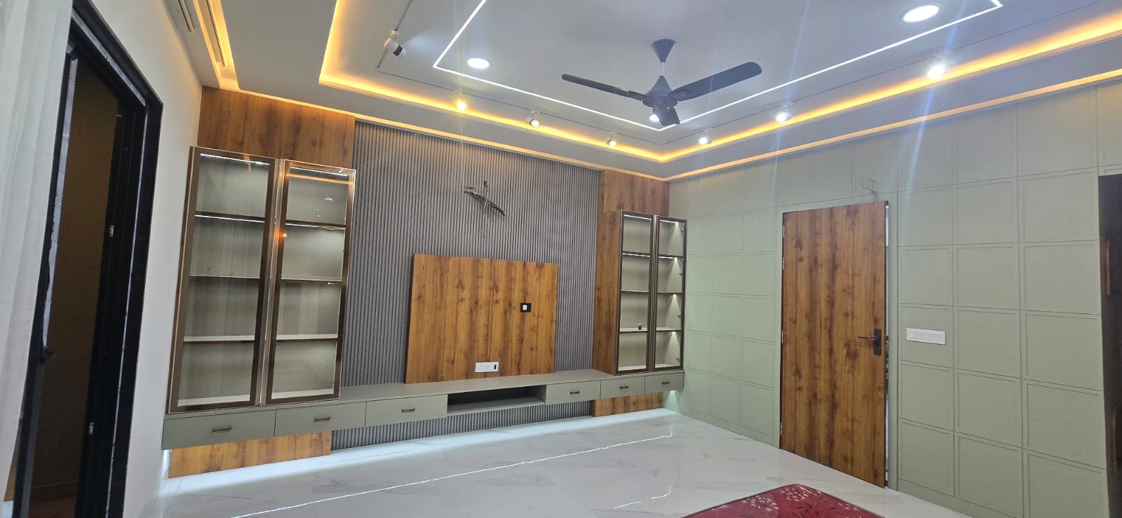 2BHK - Near ridhi sidhi chouraha